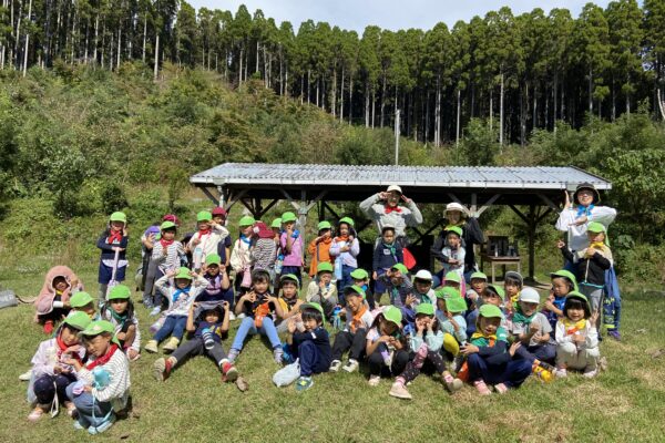 「子どもの育ちはひっそりと」